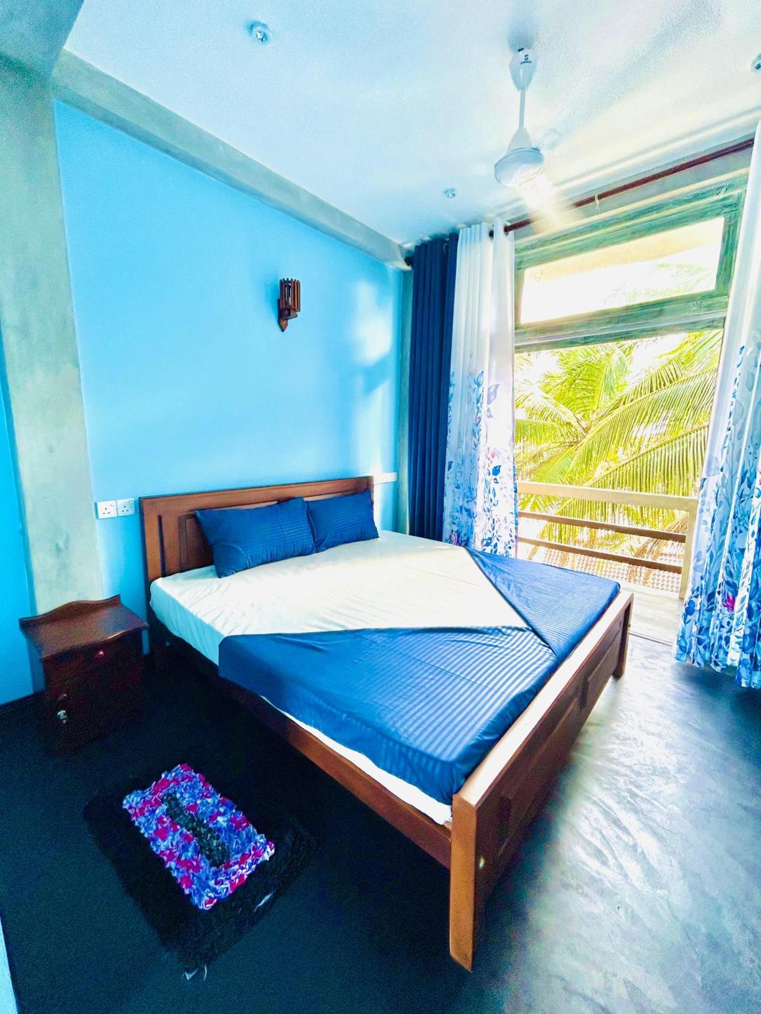 Oynise Beach Cabin Galle Zimmer foto